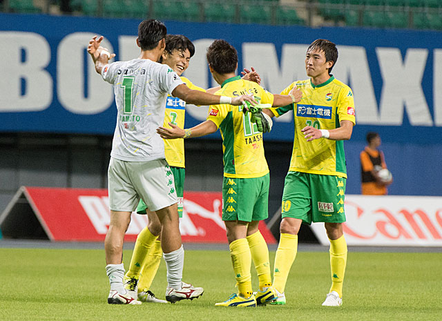 【明治安田Ｊ２ 第19節 大分vs千葉】1点を守り切った千葉の守備陣（2/3）