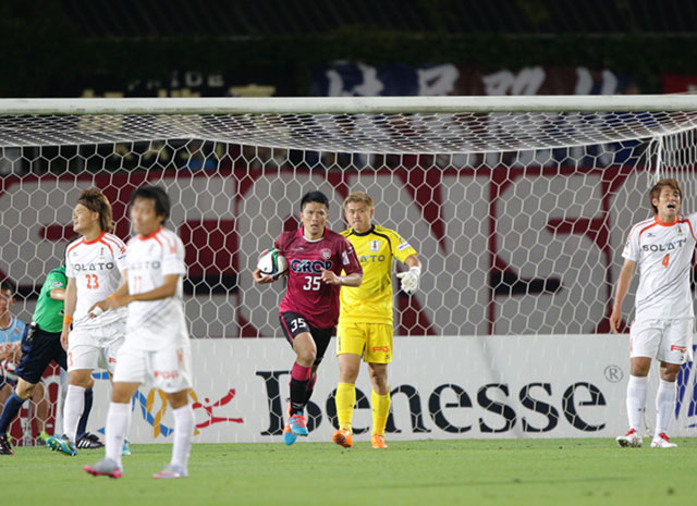 【明治安田Ｊ２ 第19節 岡山vs愛媛】96分に一矢報いるゴールを挙げた岩政（岡山）（3/3）