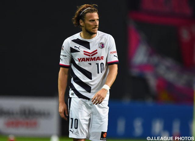 【フォルランの1年半の軌跡】日本でのラストマッチは16節の札幌戦となった。2015年6月1日（12/13）