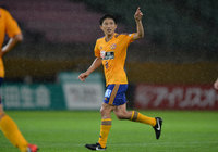 【明治安田Ｊ１ １ｓｔ 第17節 仙台vs名古屋】39分に右足で先制ゴールを決めた野沢（仙台）（2/5）