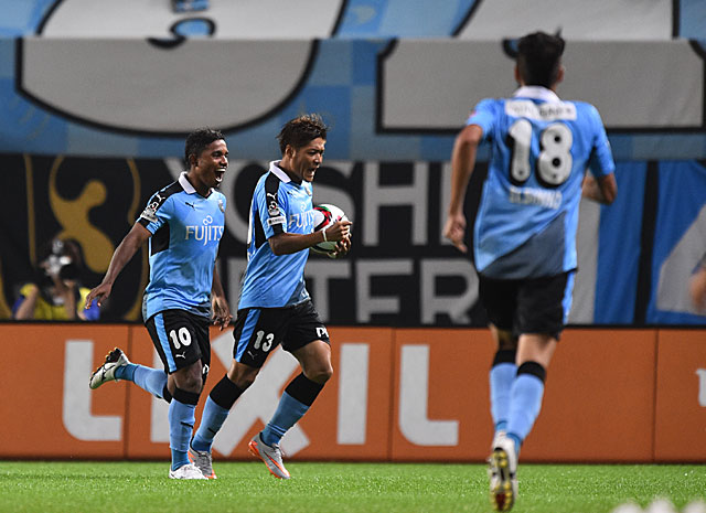 【明治安田Ｊ１ １ｓｔ 第17節 鹿島vs川崎Ｆ】大久保の今季11点目のゴールでリードを広げた川崎Ｆ（4/5）