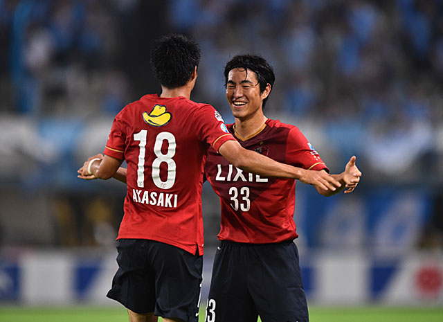 【明治安田Ｊ１ １ｓｔ 第17節 鹿島vs川崎Ｆ】鮮やかなミドルシュートを決めた金崎（鹿島）（3/5）