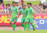 【明治安田Ｊ３ 第18節 琉球vs鳥取】今季初得点で同点としたフェルナンジーニョ（鳥取）（1/2）