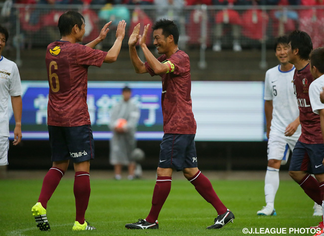 【中田浩二 柳沢敦 新井場徹 合同引退試合】先制ゴールを奪った柳沢