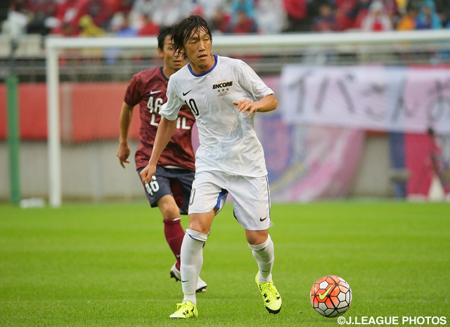 【中田浩二 柳沢敦 新井場徹 合同引退試合】中村を始め、他チームからも多くの現役選手が集結した