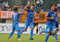 【明治安田Ｊ３ 第19節 山口vs秋田】前山（#7）のCKがオウンゴールを誘発し、一度は同点とした秋田（2/2）