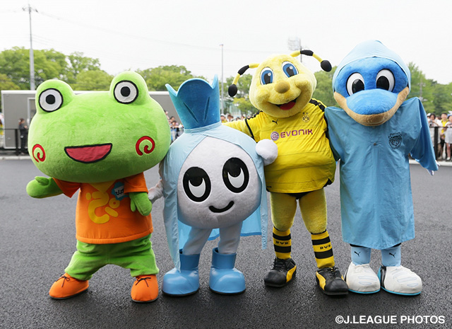 【川崎Ｆvsドルトムント】両チームのマスコット・キャラクターなどが勢揃い