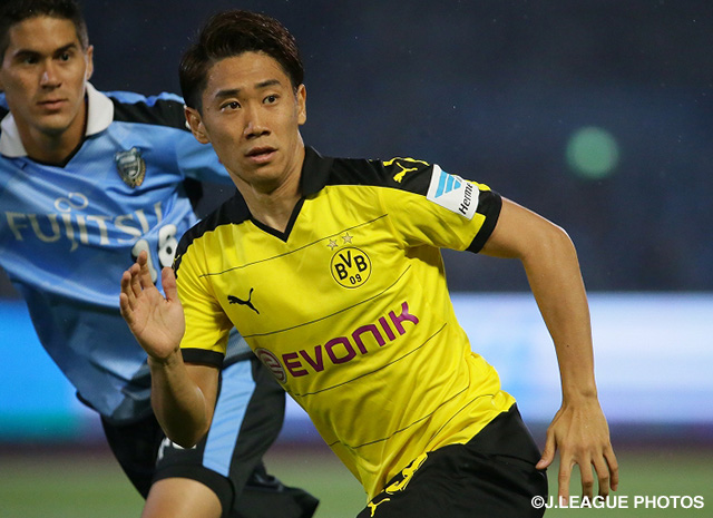 【川崎Ｆvsドルトムント】数多く集まった日本のファン・サポーターを前に躍動する香川(ドルトムント)