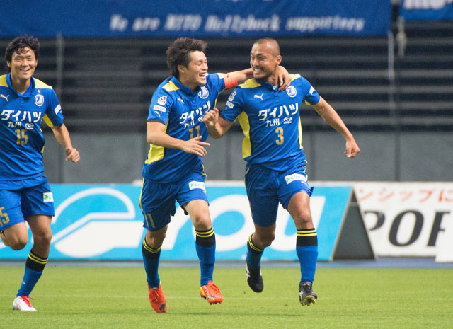 【明治安田Ｊ２ 第22節 大分vs水戸】同点ゴールを頭で鮮やかに決めた阪田（大分 #3）（2/3）