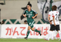 【明治安田Ｊ１ ２ｎｄ 第1節 松本vs浦和】62分に酒井がゴールを決め、1点差に迫った松本（13/15）