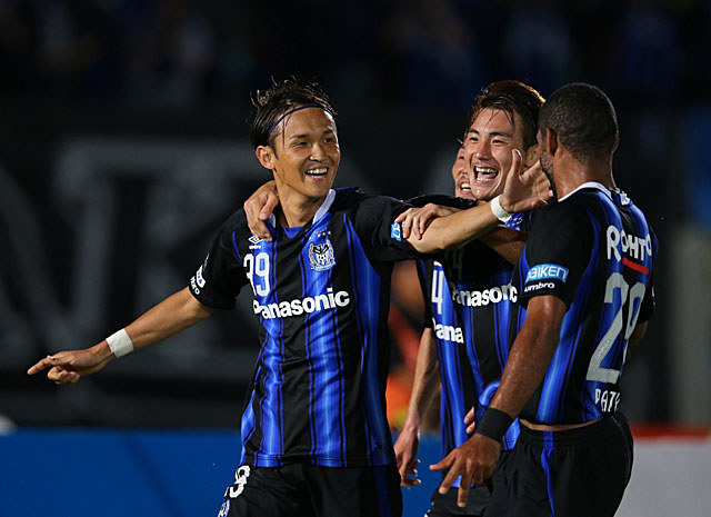 【明治安田Ｊ１ ２ｎｄ 第1節 Ｇ大阪vs甲府】PKを冷静に流し込み、逆転の決勝ゴールを決めた宇佐美（Ｇ大阪）（4/5）