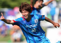 【明治安田Ｊ３ 第20節 秋田vs富山】ここ5試合で3得点目となる先制点を挙げた米澤（秋田）（1/2）