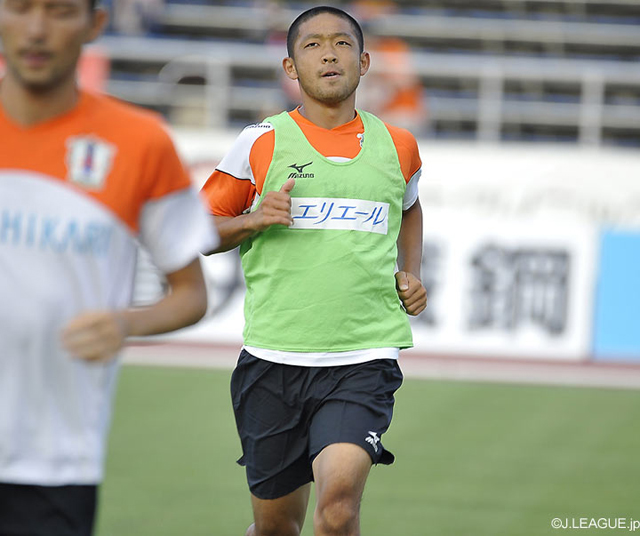 【明治安田Ｊ２ 第24節 愛媛vs水戸】ピッチ内練習開始。ホーム愛媛は5試合ぶりの勝利を目指す。（2/6）