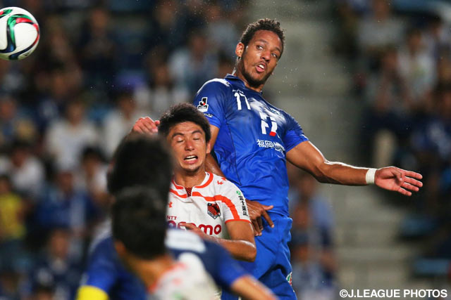 【明治安田Ｊ２ 第24節 福岡vs大宮】加入後初出場を果たしたウェリントン（福岡）（4/4）