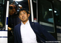 【明治安田Ｊ１ ２ｎｄ 第3節 浦和vs広島】スタジアム入りする森保　一監督（広島）（4/22）