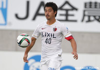 【明治安田Ｊ１ ２ｎｄ 第3節 松本vs鹿島】ボールを操る小笠原　満男（鹿島）（2/9）