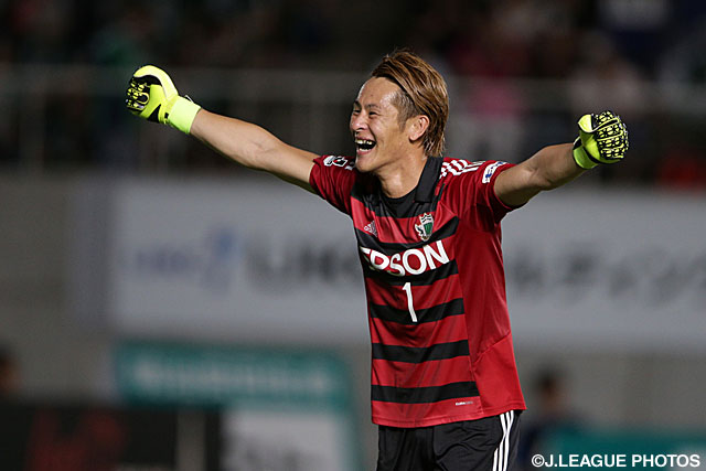 【明治安田Ｊ１ ２ｎｄ 第3節 松本vs鹿島】完封勝利を挙げ、ガッツポーズを見せる村山　智彦（松本）（8/9）