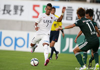 【明治安田Ｊ１ ２ｎｄ 第3節 松本vs鹿島】得意のドリブルを見せるカイオ（鹿島）（7/9）
