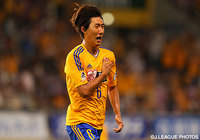 【明治安田Ｊ１ ２ｎｄ 第3節 仙台vs神戸】CKから先制点を決めたキム　ミンテ（仙台）（5/9）