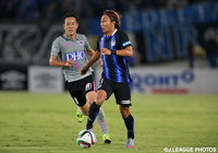 【明治安田Ｊ１ ２ｎｄ 第6節 Ｇ大阪vs鳥栖】鋭いドリブルでゴールに迫り、PKを獲得した倉田　秋（Ｇ大阪）（2/6）