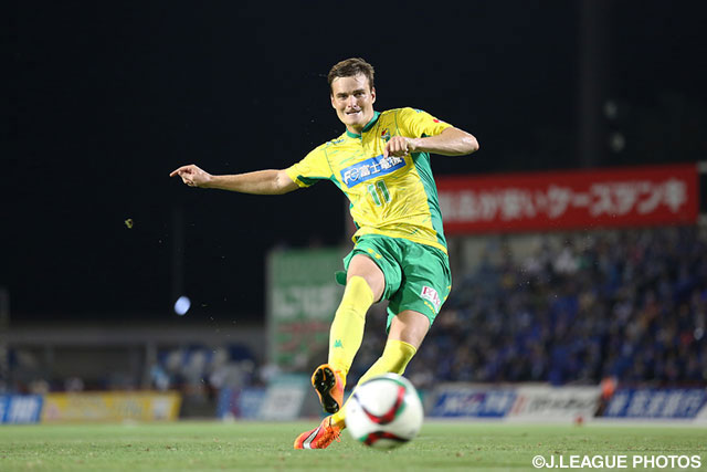 【明治安田Ｊ２ 第25節 水戸vs千葉】ネイツ　ペチュニクがPKを冷静に流し込み先制した千葉（2/4）