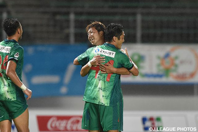 【明治安田Ｊ２ 第25節 岐阜vs磐田】オウンゴールを誘発するFKを蹴った髙地　系治（岐阜）（4/4）