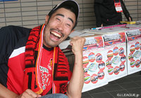 【明治安田Ｊ３ 第22節 福島vs富山】地元の福島を元気づけるお笑い芸人のなすびさん 新スタジアム建設の署名活動を応援しています（1/3）