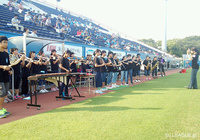 【明治安田Ｊ２ 第26節 横浜FCvs水戸】スタジアム演奏会に鴨志田中学校吹奏楽部の皆さんが登場（1/4）