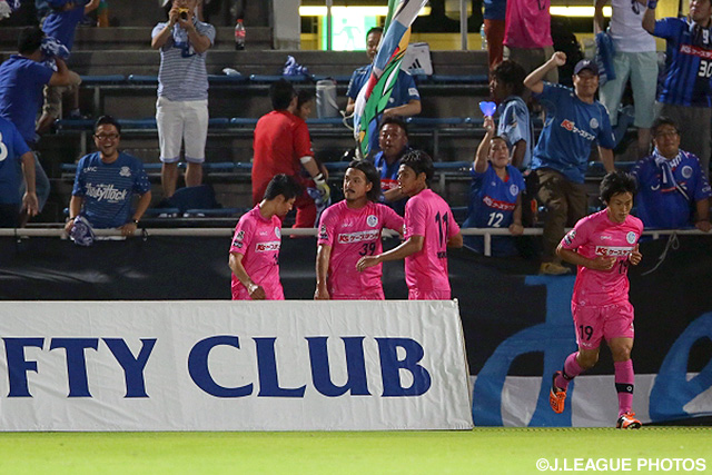 【明治安田Ｊ２ 第26節 横浜FCvs水戸】65分に右足で均衡を破った馬場　賢治（水戸）（2/4）