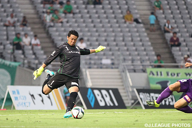 【明治安田Ｊ２ 第26節 東京Ｖvs京都】3試合連続完封の佐藤　優也（東京Ｖ）（3/4）