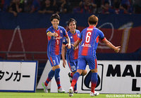 【明治安田Ｊ１ ２ｎｄ 第5節 FC東京vs仙台】太田のFKからのボールを頭で決めた森重　真人（FC東京）（2/6）