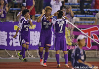 【明治安田Ｊ２ 第27節 京都vs札幌】相手GKの位置を見極めた巧みな一撃で追加点を挙げた有田　光希（京都）（3/4）