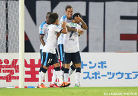 【明治安田Ｊ２ 第27節 岡山vs磐田】クロスに飛び込み同点弾を決めたジェイ（磐田）（3/4）