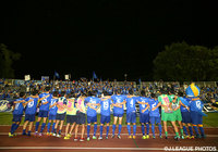 【明治安田Ｊ３ 第24節 町田vs富山】ホームでの接戦を制し、ファン・サポーターと喜ぶ町田の選手達（3/3）