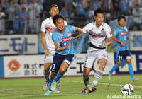 【明治安田Ｊ２ 第28節 讃岐vs群馬】古巣ゴールへ果敢に迫った永田　亮太（讃岐）（2/3） 