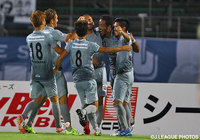 【明治安田Ｊ２ 第28節 金沢vs福岡】ヘディングで決勝点を決めたウェリントン（福岡）（1/3）