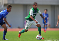 【明治安田Ｊ３ 第25節 相模原vs町田】3本のシュートを放ち、同点ゴールを狙ったタレス（相模原）（3/3）