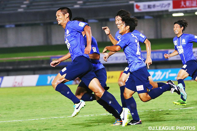 【明治安田Ｊ３ 第25節 富山vs盛岡】試合終了間際に劇的な決勝点を決めた内田　錬平（富山）（3/3）