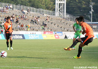 【明治安田Ｊ３ 第25節 鳥取vs山口】岸田　和人がPKを冷静に決めて先制した山口（2/3）