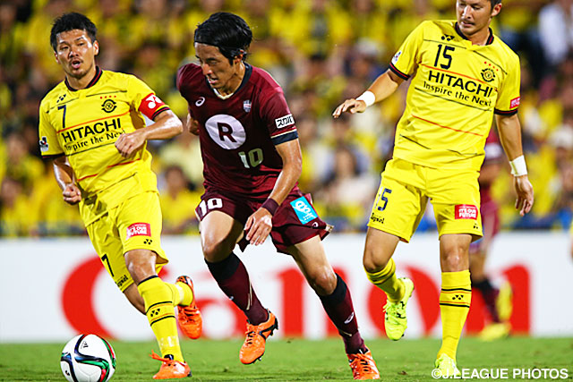 【明治安田Ｊ１ ２ｎｄ 第6節 柏vs神戸】中盤で攻撃のタクトを振った森岡　亮太（神戸）（3/6）