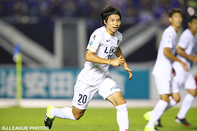 【明治安田Ｊ１ ２ｎｄ 第6節 広島vs鹿島】63分からの交代出場となった柴崎　岳（鹿島）（16/18）