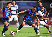 【明治安田Ｊ１ ２ｎｄ 第6節 甲府vsFC東京】決定的なシュートを放った阿部　拓馬（甲府）（2/6）