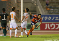 【明治安田Ｊ２ 第29節 愛媛vs大宮】先制ゴールの2分後に追加点を決めた瀬沼　優司（愛媛）（2/4）