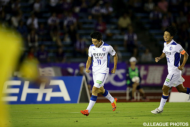 【明治安田Ｊ２ 第29節 京都vs大分】38分に右足で先制ゴールを決めた為田　大貴（大分）（2/4）
