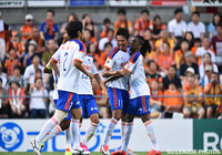 【明治安田Ｊ１ ２ｎｄ 第7節 清水vs新潟】ヘディングで今季5点目となる先制ゴールを決めた指宿　洋史（新潟）（2/6）
