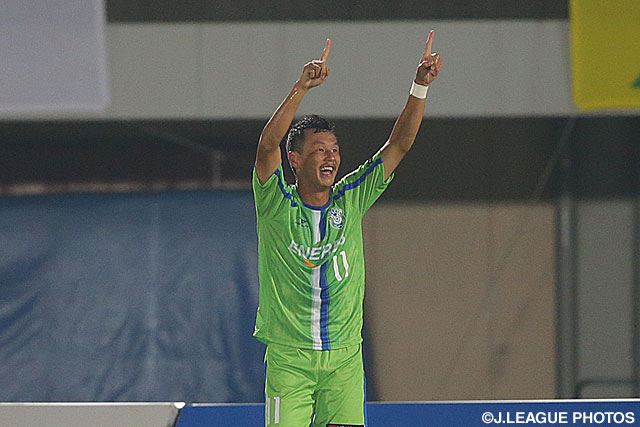 【明治安田Ｊ１ ２ｎｄ 第8節 湘南vs川崎Ｆ】藤田　祥史のゴールで試合を振り出しに戻した湘南（2/5）