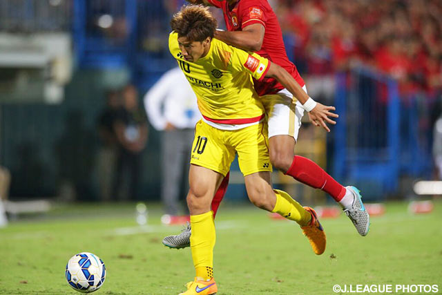【ＡＣＬ２０１５ 準々決勝 第1戦 柏vs広州恒大】79分にピッチへ送り出された大津　祐樹（柏）（13/15）