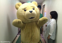 【明治安田Ｊ１ ２ｎｄ 第9節 清水vsFC東京】映画「ted２」コラボレーション企画として、テッドが来場（1/6）