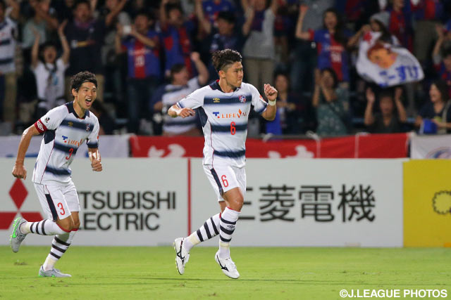 【明治安田Ｊ１ ２ｎｄ 第9節 清水vsFC東京】古巣ゴールに直接FKを鋭く決め、同点とした太田　宏介（FC東京）（5/6）