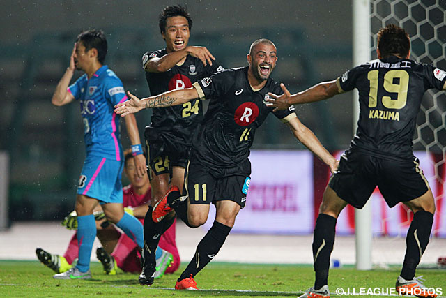 【明治安田Ｊ１ ２ｎｄ 第9節 神戸vs鳥栖】2ゴールを決めチームを勝利に導いたレアンドロ（神戸）（4/7）